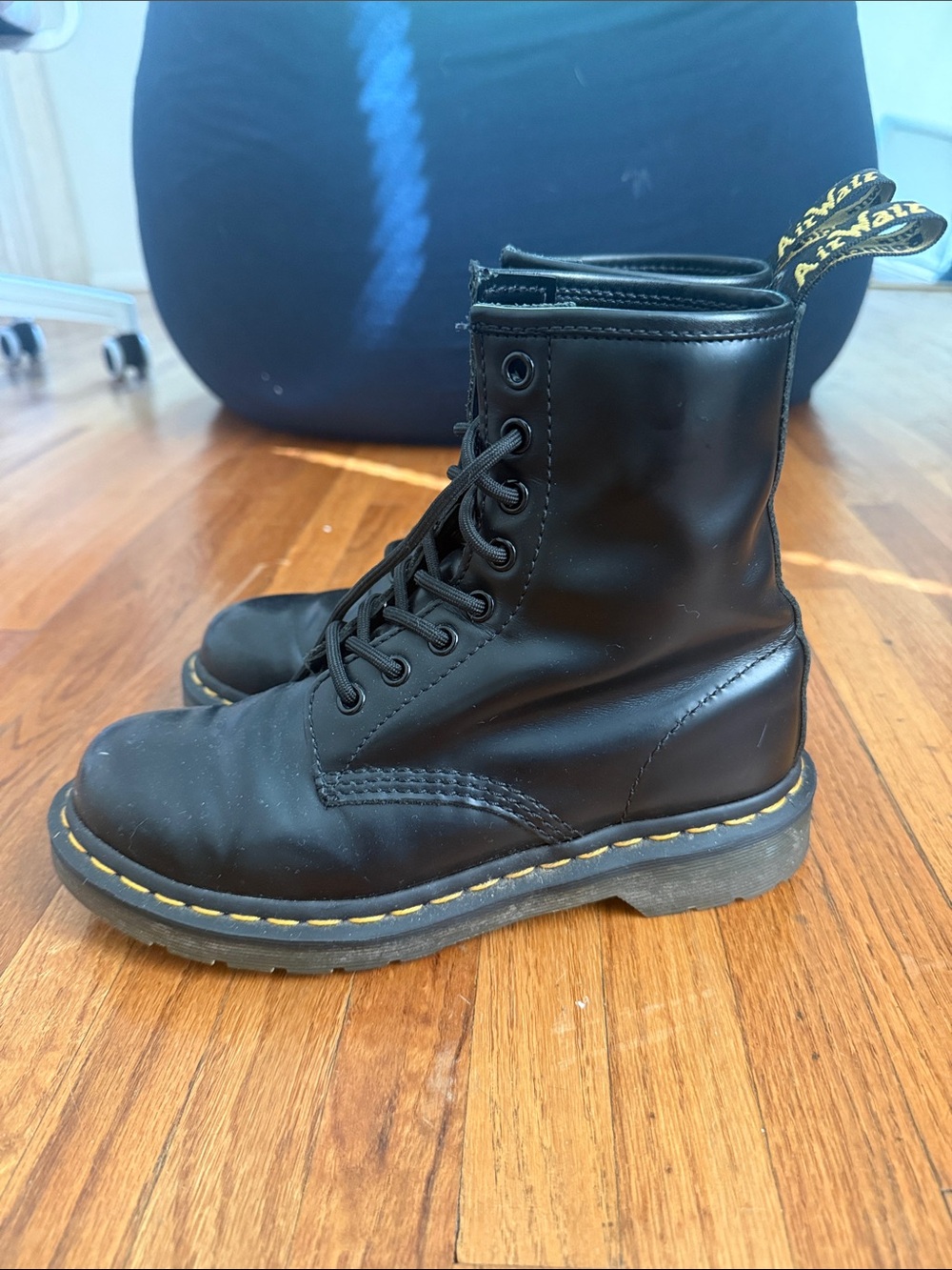 Doc Martens - Picture 4 of 6